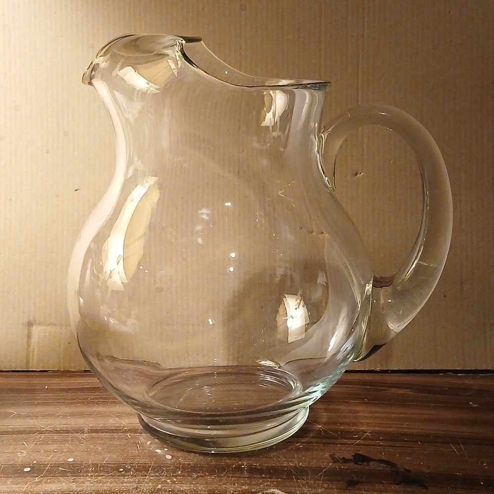 Vintage LIBBEY Crisa Ckear Glass Pitcher